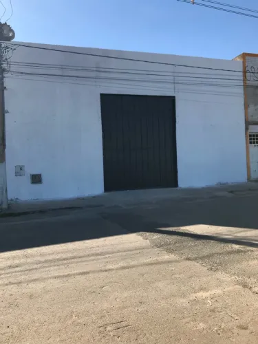 Vendo Galpão na BR 060 Samambaia