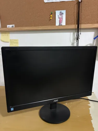 Monitor AOC LED