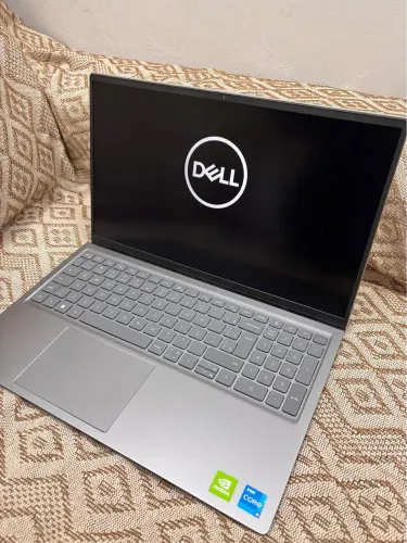 Notebook Dell Inspiron 15 i1101-M30S - excelente estado de conservação