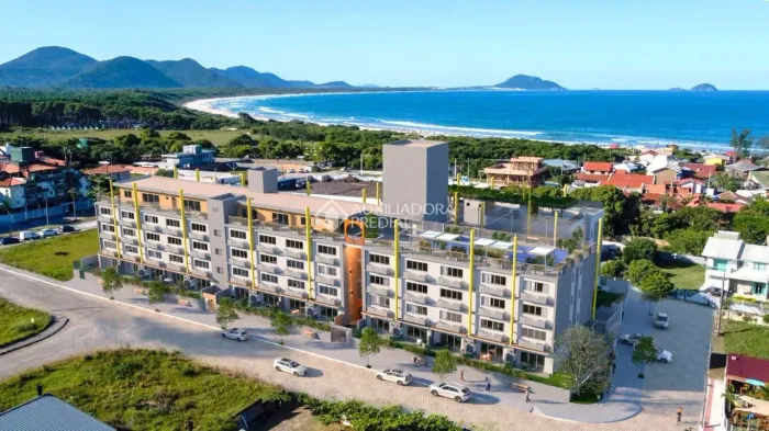 Studio, localizado a apenas 300 metros da praia da Barra da Lagoa