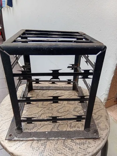 Proteção para camera de segurança com lamina