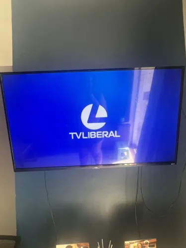 Smart TV 43" TCL Roku