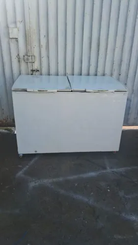 Freezer horizontal