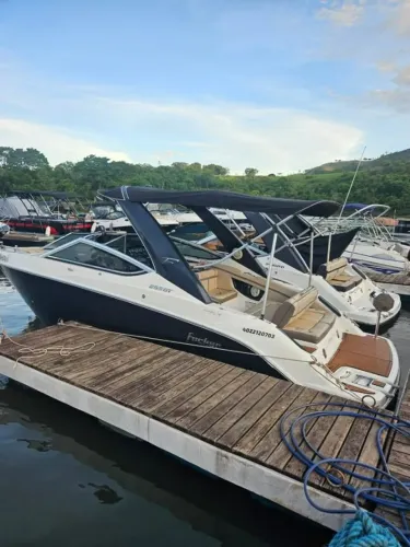 Lancha Focker 255 Gt