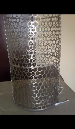 Vende_se lixeiro de aço inox ?