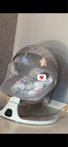 Cadeira de balanço automática