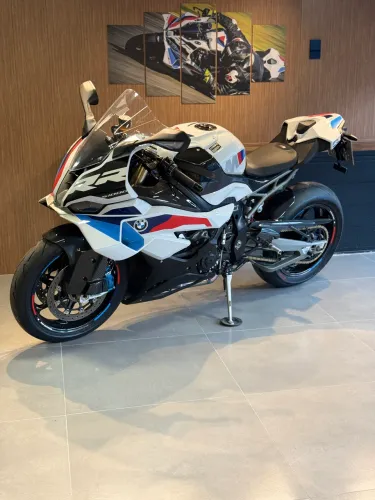 BMW S1000rr M CARBON 2026 - Baixo KM