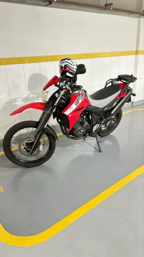 Xt660r