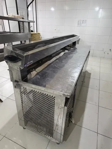 Balcão Refrigerado Condimentadora Frilux 2,90m