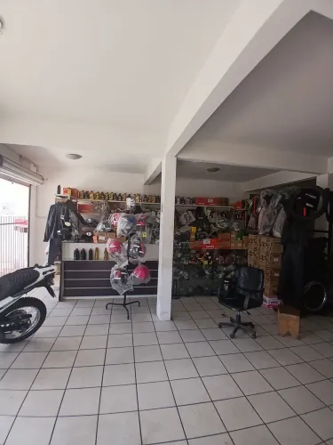 vendo esta oficna completa só as mercadorias com os equipamentos