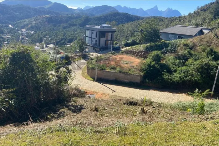 Terreno no Cond. Vale das Estrelas, Teresópolis