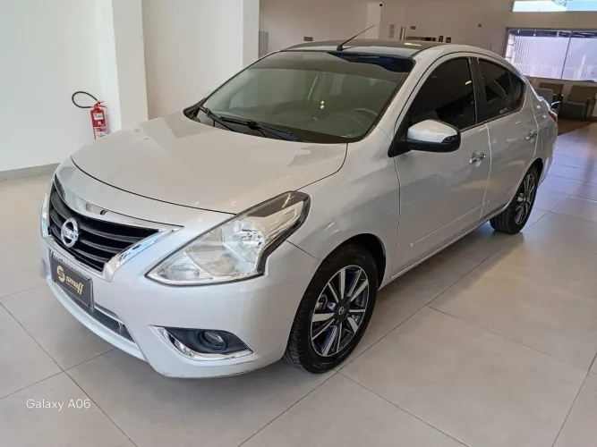 Nissan Versa SL 1.6 16V Flexstart 4P Aut. 2020