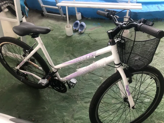 Bicicleta Aro 26 Colli Cazelle Allegra City Freio V-Brake de Aço 18 Marchas
