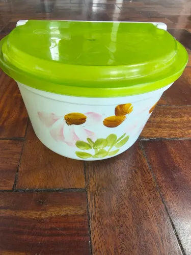Saleiro de plástico