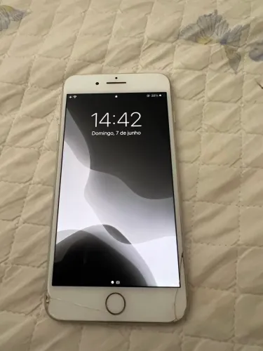 iPhone 8 Plus 