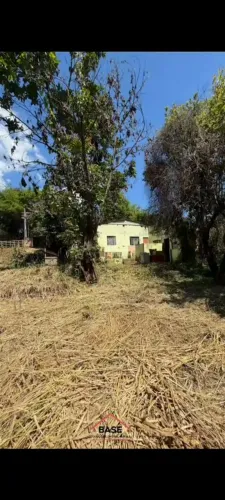 CHÁCARA COM AGUA DE CORRENTE EM SANTA TEREZINHA.