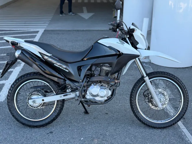 Bros 160 ESD 2015 em ótimo estado!! Baixo km!!