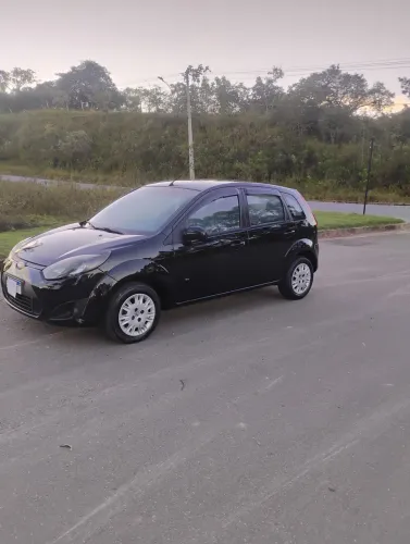 Ford Fiesta SE 1.6 8V Flex 5P 2014