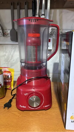 Liquidificador mundial turbo L-900 w na cor vermelho, todas as funções ok e copo novo.