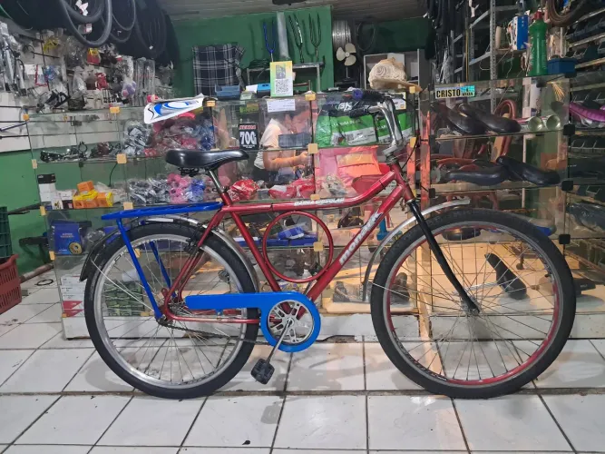 BICICLETA MONARK USADA CONSERVADA COM CUBOS DE ROLAMENTOS NO PONTO DE RODAR