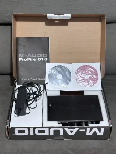 Interface M-Audio ProFire 610 (seminova)