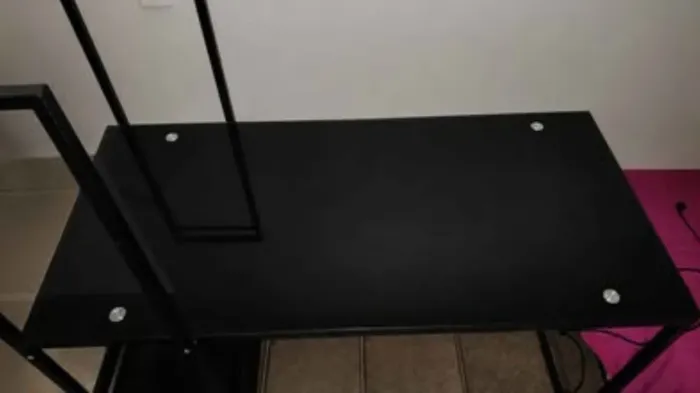 MESA DE VIDRO-ESCITORIO-QUARTO TOTALMENTE PLANEJADA PARA PC