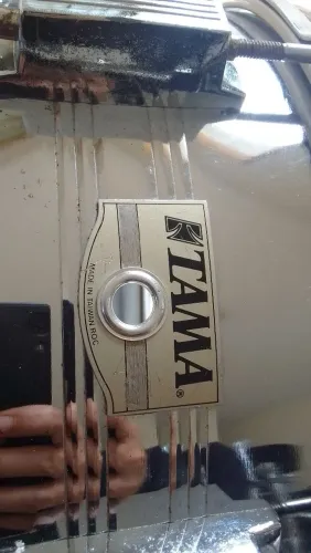 caixa tama 14×8 top, sonorização perfeito, muito bem conservado,top,