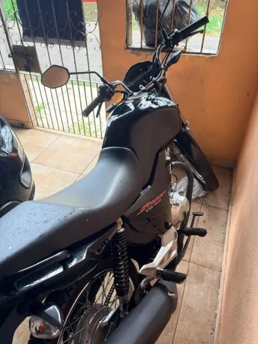 CG 160 apenas 3 mil km rodados