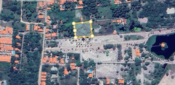 TERRENO A MENOS DE 3KM DA PRAIA DO FAROL NO PARACURU