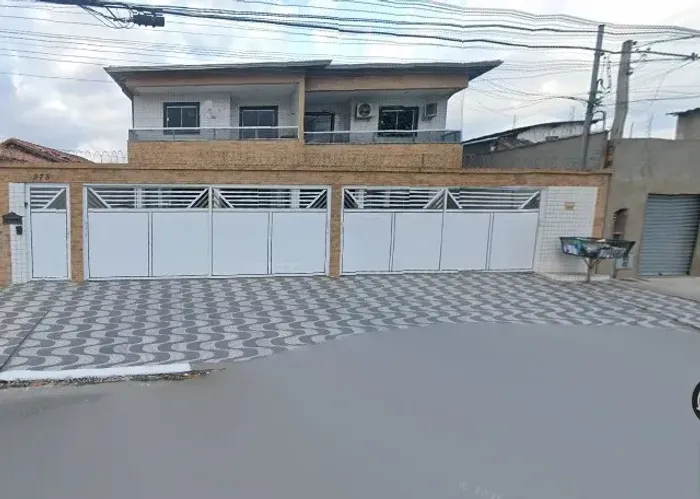 Casa 02 Dormitórios em Condominio -Tude Bastos