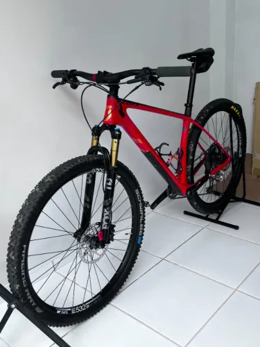 Bicicleta Scott Scale Carbon - Semi Nova
