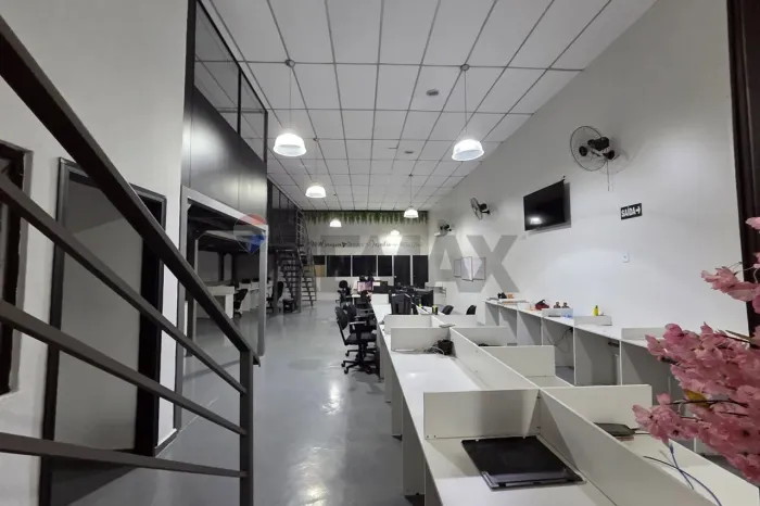 "Galpão 430m² p/ Aluguel em Bragança Paulista"