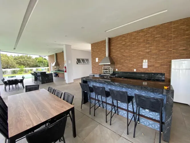 Apartamento andar alto com móveis planejados - Próximo  Capim Dourado