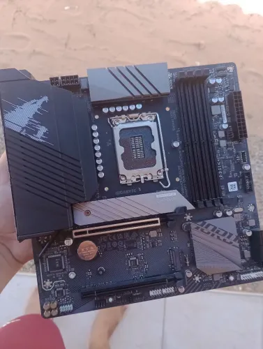 Placa mãe aorus elite B760m DDR5