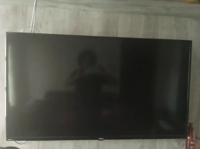 Tv Ismart 42 polegadas marca Philips completa 