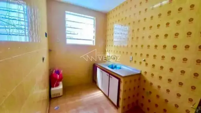 Casa de rua : / Residencial / Gávea