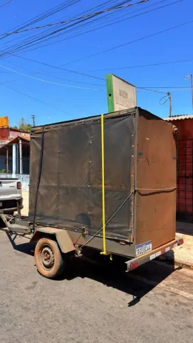 Carretinha bau