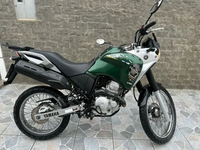 Vendo TENERE 250 relíquia
