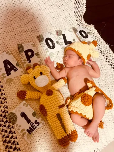 Roupa de crochê infantil - girafinha