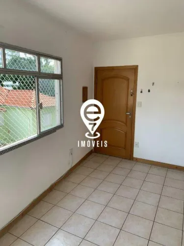 Apartamento de 2 Dorms para Aluguel na Aclimação (Fundo) com 1 vaga