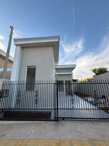 Casa Residencial 2 quartos à venda no Bairro JARDIM COOPAGRO em TOLEDO por R$ 310.000,00