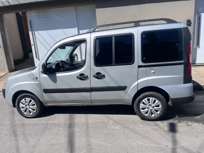 Fiat Doblo Attractive 1.4 Fire Flex 8V 5P 2015