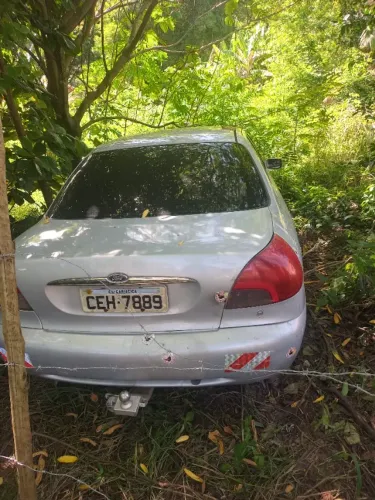 Ford Mondeo CLX 2.0i 4P MEC 1997