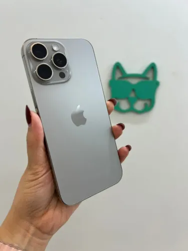 iPhone 16 Pro Max 512GB Natural Seminovo 91% Marcas de uso - Retire em loja física BH