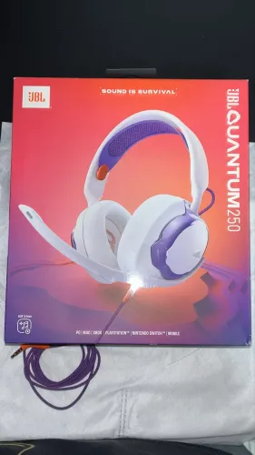 fone gamer jbl