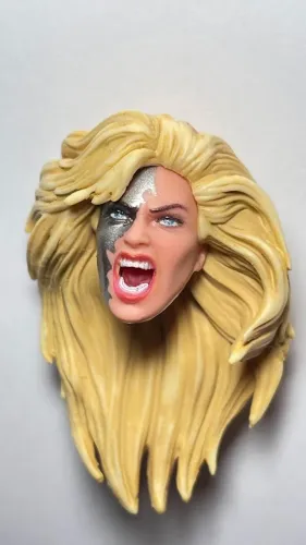 Marvel Legends - cabeça personagem loira gritando - p/ boneco legends ideal p/ custom