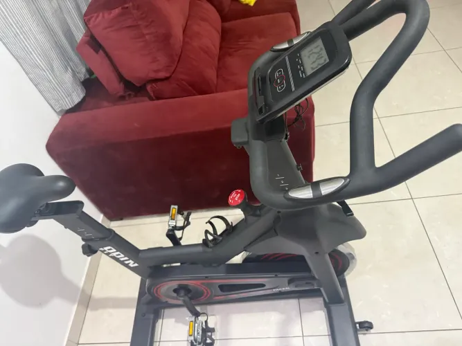 Vendo bicicleta ergométrica top de linha 