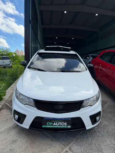 Kia Motors Cerato Koup 2.0 16V Aut. 2012