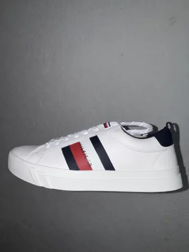 Tênis Tommy Hilfiger