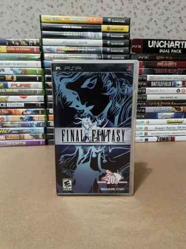 Vendo Final Fantasy PSP Semi novo 